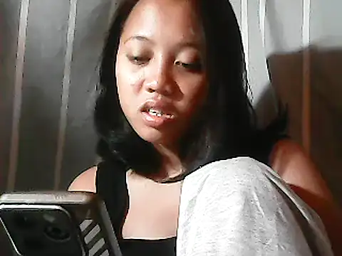 Yours AsianPinayGirl18 online show from 06/15/26, 11:18