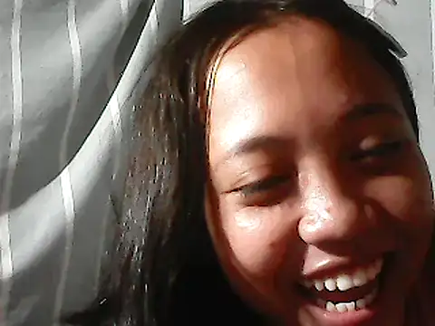 Yours AsianPinayGirl18 online show from 06/17/26, 11:34