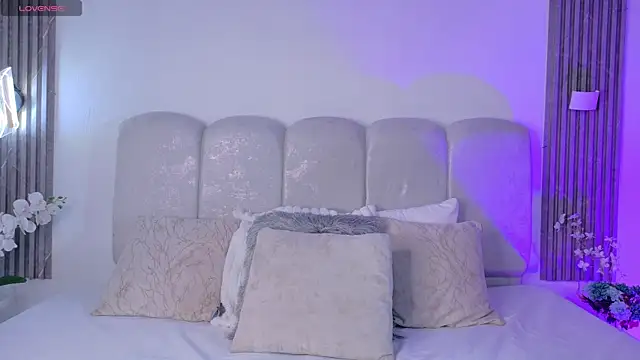 ScarlettVelvet online show from 06/26/26, 01:15