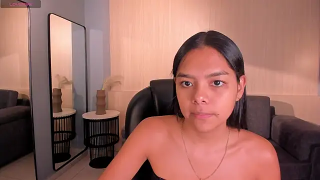 SaphiraJames online show from 07/11/26, 01:41