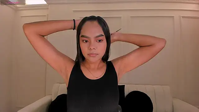 SaphiraJames online show from 07/22/26, 01:52
