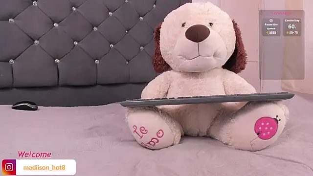 madiison hot online show from 07/28/26, 06:20