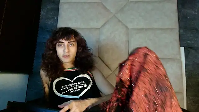 Divine      online show from 07/02/26, 07:53