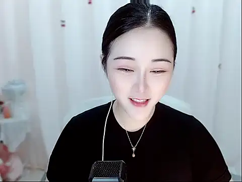 Snapshot of Amy-cnbaby chatting on 05/24/26, 01:43 Amy-cnbaby online show from 05/24/26, 01:43