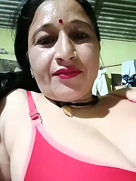 Snapshot of Haliya8 chatting on 05/16/26, 03:55 Haliya8 online show from 05/16/26, 03:55
