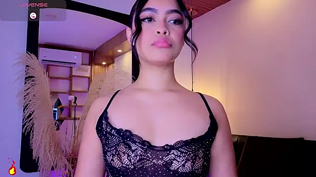 Chloe monroee online show from 07/13/26, 03:53
