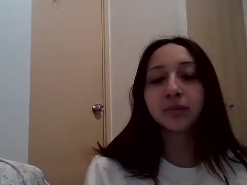 Snapshot of 010874 chatting on 05/31/26, 05:37 010874 online show from 05/31/26, 05:37