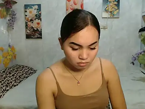 Snapshot of ur_asiankat chatting on 06/06/26, 06:34 ur asiankat online show from 06/06/26, 06:34