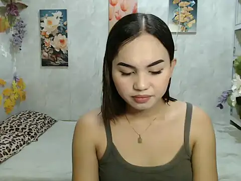 Snapshot of ur_asiankat chatting on 06/07/26, 11:03 ur asiankat online show from 06/07/26, 11:03
