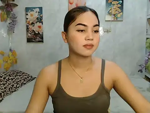 Snapshot of ur_asiankat chatting on 06/08/26, 07:53 ur asiankat online show from 06/08/26, 07:53
