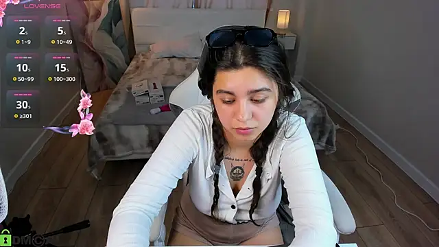 Trisha Moore online show from 07/07/26, 07:56