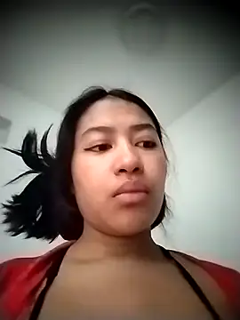Hot Sophy  online show from 05/18/26, 12:22