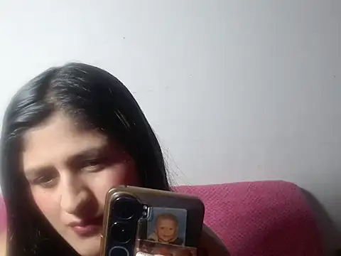 Snapshot of AbbyRose_69 chatting on 05/07/26, 04:40 AbbyRose 69 online show from 05/07/26, 04:40