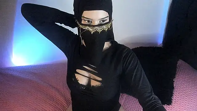 Ameera Zahira online show from 06/30/26, 06:14