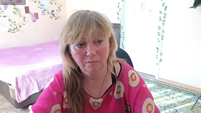 Snapshot of Melania_Cook chatting on 05/20/26, 04:29 Melania Cook online show from 05/20/26, 04:29