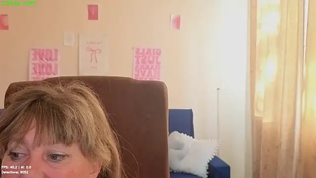 Melania Cook online show from 07/17/26, 02:56