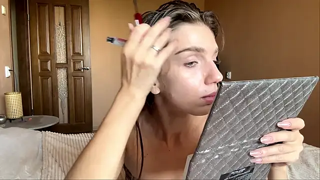 TrishIsaac online show from 07/01/26, 07:43