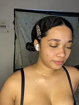 Snapshot of _sweetSabrina- chatting on 07/12/26, 03:36 sweetSabrina- online show from 07/12/26, 03:36