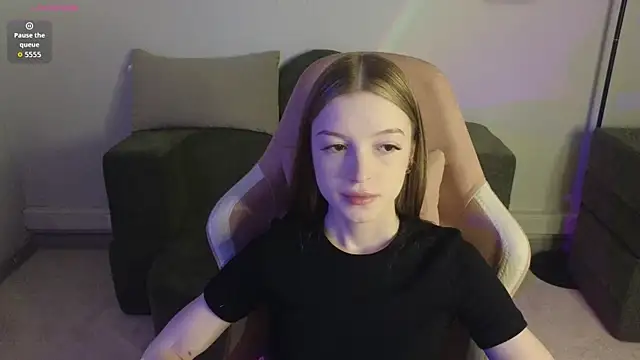 Eva Th0mpson online show from 06/10/26, 01:28