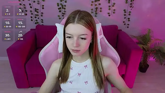 Eva Th0mpson online show from 06/12/26, 12:53
