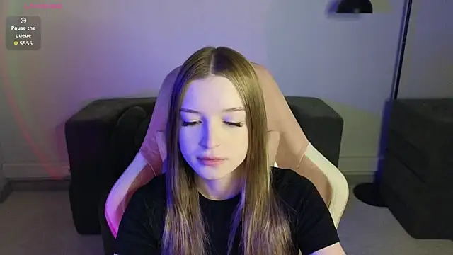 Eva Th0mpson online show from 07/02/26, 03:23