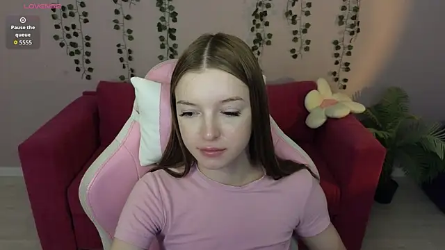 Eva Th0mpson online show from 07/12/26, 01:07