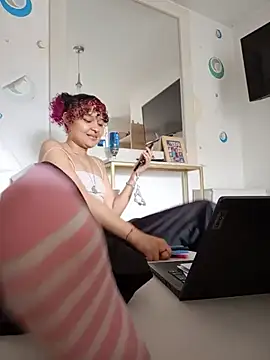 Ari vibesX online show from 08/03/26, 10:02