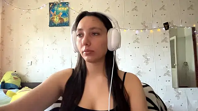 Snapshot of SheeringGape chatting on 05/22/26, 01:35 SheeringGape online show from 05/22/26, 01:35