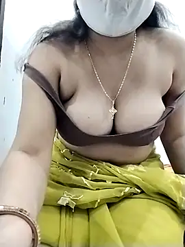 sexyy nidhii online show from 05/12/26, 03:20