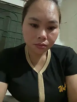 Snapshot of Banana-zz chatting on 05/02/26, 02:33 Banana-zz online show from 05/02/26, 02:33