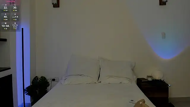 EvangelineLoveee online show from 05/22/26, 11:43