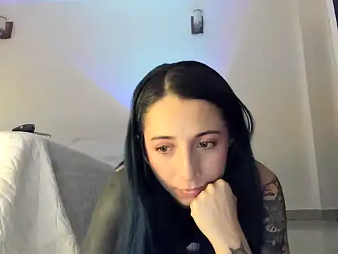 EvangelineLoveee online show from 06/26/26, 03:11