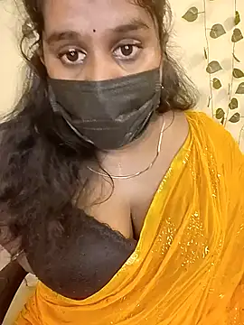 Snapshot of Sravani_cutee_ chatting on 06/04/26, 09:04 Sravani cutee online show from 06/04/26, 09:04