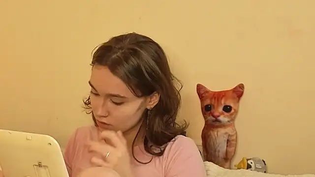 JolieDerringer online show from 07/25/26, 07:39
