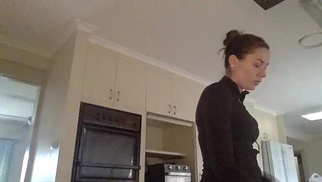 Snapshot of daisycollins chatting on 05/28/26, 03:04 daisycollins online show from 05/28/26, 03:04