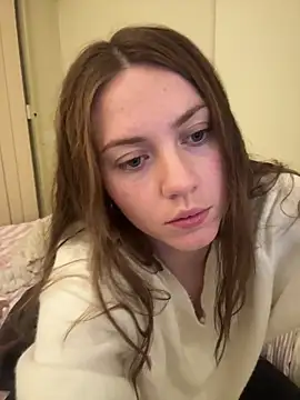 Snapshot of daisycollins chatting on 06/02/26, 10:50 daisycollins online show from 06/02/26, 10:50
