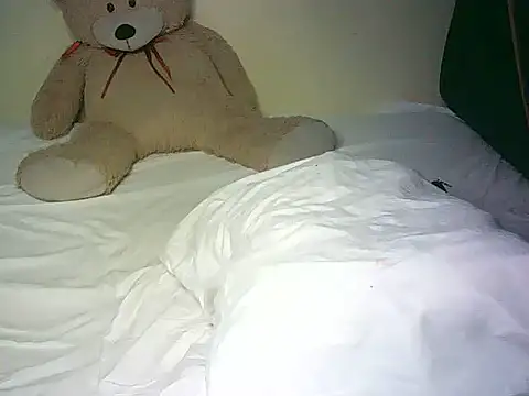 lovvelyheers online show from 07/28/26, 03:24