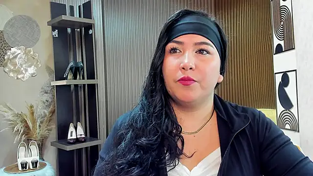 BBWLuxuryMuse online show from 05/04/26, 11:17