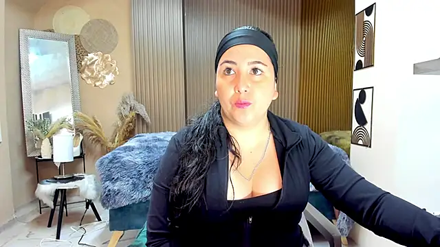 BBWLuxuryMuse online show from 06/02/26, 11:23