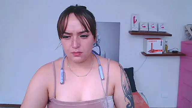 anyela bubble18 online show from 07/04/26, 08:48