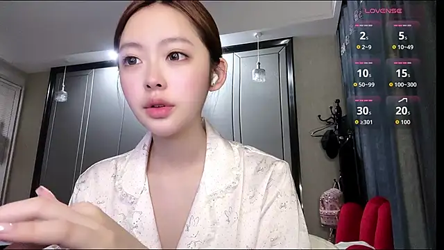 keke-20081130 online show from 06/17/26, 03:35