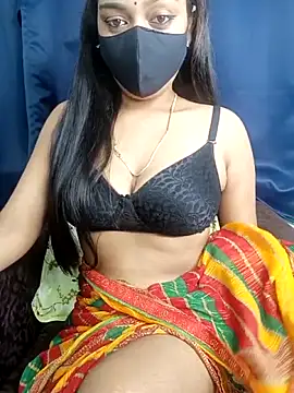 Snapshot of Menaxi_Baby7 chatting on 05/19/26, 06:53 Menaxi Baby7 online show from 05/19/26, 06:53