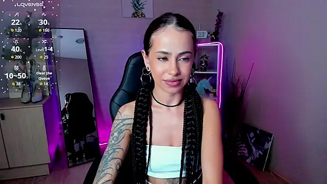 Monica brilliant online show from 05/06/26, 08:19