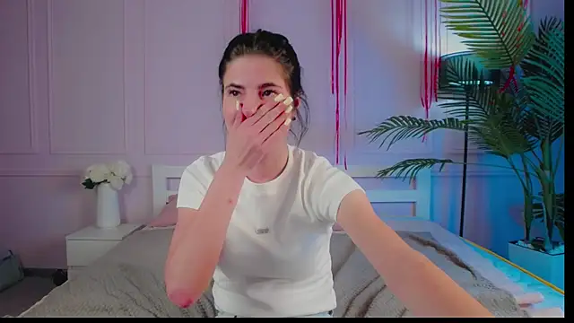 Emily xoo online show from 05/27/26, 01:57