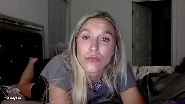 Snapshot of Misss_alyssaaa chatting on 06/05/26, 04:19 Misss alyssaaa online show from 06/05/26, 04:19