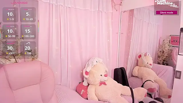 ShanelleDupont  online show from 07/05/26, 02:46