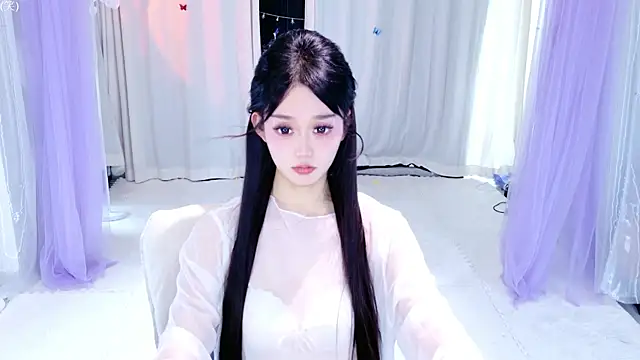 Snapshot of Wa-Nini chatting on 05/18/26, 07:03 Wa-Nini online show from 05/18/26, 07:03