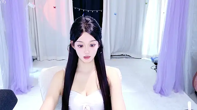 Snapshot of Wa-Nini chatting on 05/20/26, 03:56 Wa-Nini online show from 05/20/26, 03:56