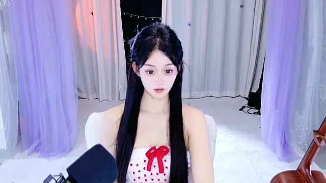 Snapshot of Wa-Nini chatting on 05/26/26, 08:27 Wa-Nini online show from 05/26/26, 08:27