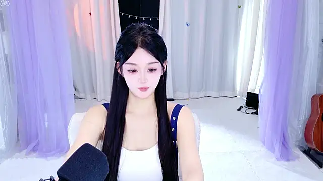 Snapshot of Wa-Nini chatting on 05/27/26, 07:27 Wa-Nini online show from 05/27/26, 07:27